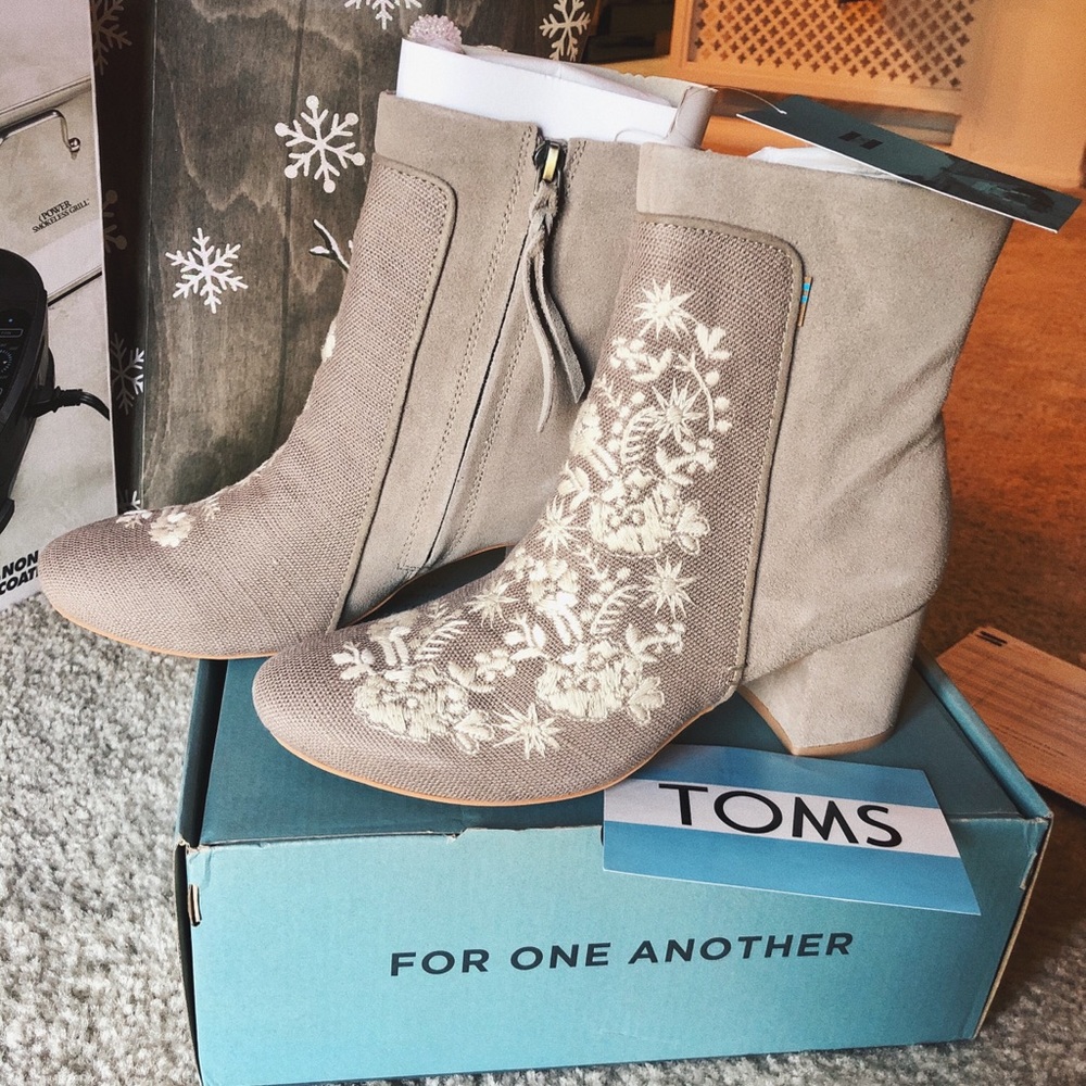 Toms Women’s Boots